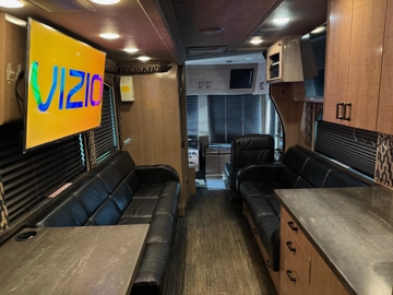 Picture of 2009 Prevost XLII Motorcoach