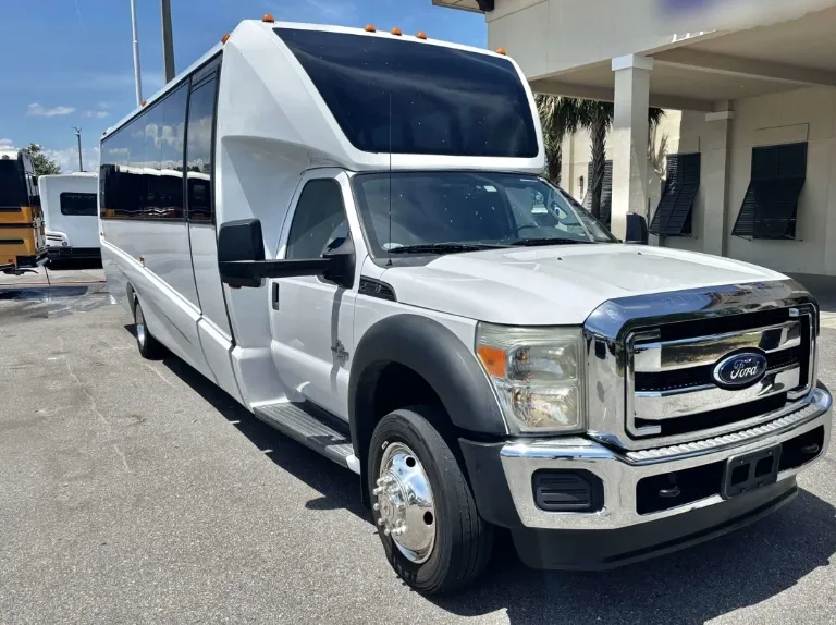 Picture of 2014 Grech GM33 29P Lux Shuttle