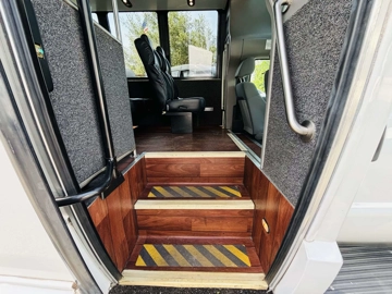 Picture of 2014 Grech GM33 29P Lux Shuttle