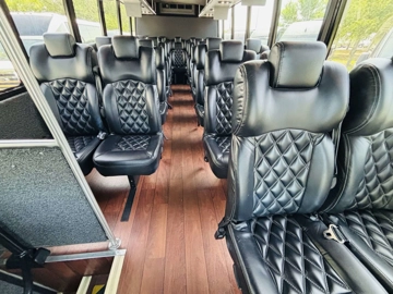 Picture of 2014 Grech GM33 29P Lux Shuttle
