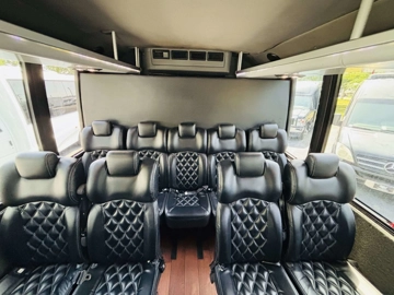 Picture of 2014 Grech GM33 29P Lux Shuttle