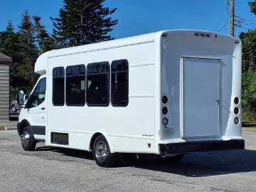 Picture of 2019 Ford T350HD 13P Shuttle