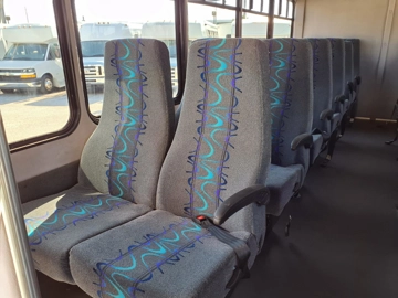 Picture of 2017 Ford E-Series Shuttle Bus