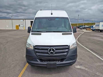 Picture of 2020 Mercedes-Benz Sprinter Mobile Clinic