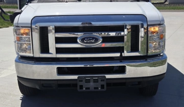 Picture of 2016 Ford E450 Senator Shuttle Bus