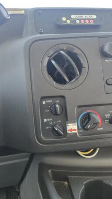 Picture of 2016 Ford E450 Senator Shuttle Bus
