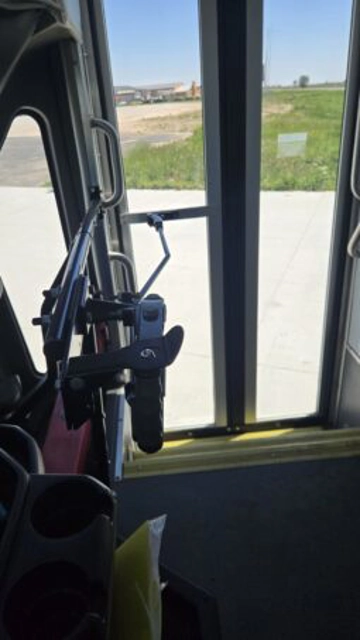 Picture of 2016 Ford E450 Senator Shuttle Bus