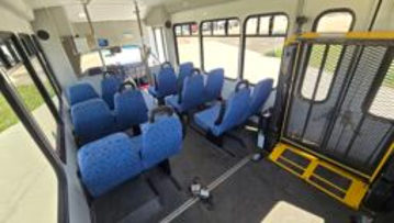 Picture of 2016 Ford E450 Senator Shuttle Bus