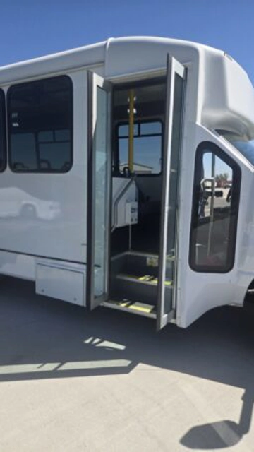 Picture of 2019 Ford E-450 Shuttle Bus