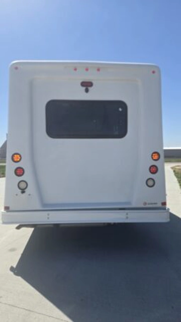 Picture of 2019 Ford E-450 Shuttle Bus