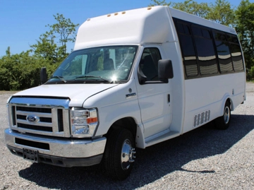 Picture of 2011 Ford E-450 Shuttle Bus
