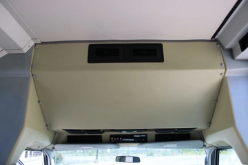 Picture of 2011 Ford E-450 Shuttle Bus