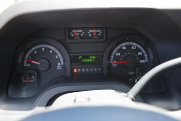 Picture of 2011 Ford E-450 Shuttle Bus