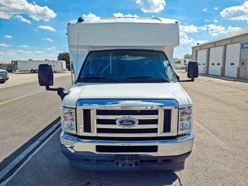 Picture of 2021 Ford Terra Transit Turtle Top Mobile Clinic