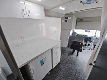 Picture of 2021 Ford Terra Transit Turtle Top Mobile Clinic