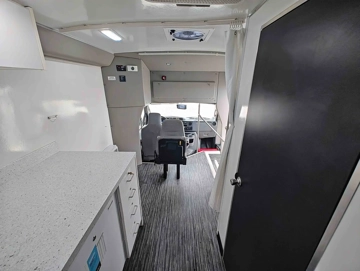 Picture of 2021 Ford Terra Transit Turtle Top Mobile Clinic