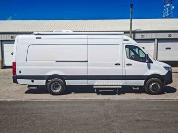 Picture of 2022 Mercedes-Benz Sprinter Mobile Clinic