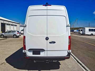 Picture of 2022 Mercedes-Benz Sprinter Mobile Clinic