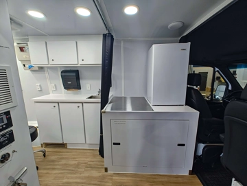 Picture of 2022 Mercedes-Benz Sprinter Mobile Clinic