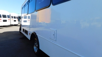 Picture of 2017 Ford F-550 Shuttle Bus