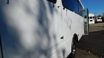 Picture of 2017 Ford F-550 Shuttle Bus