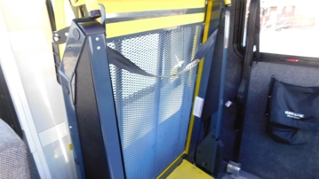 Picture of 2017 Ford F-550 Shuttle Bus