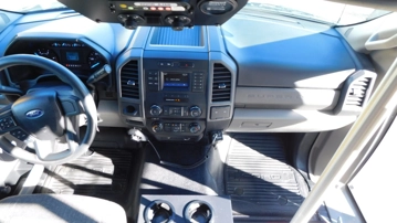 Picture of 2017 Ford F-550 Shuttle Bus