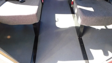 Picture of 2017 Ford F-550 Shuttle Bus