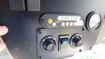 Picture of 2017 Ford F-550 Shuttle Bus