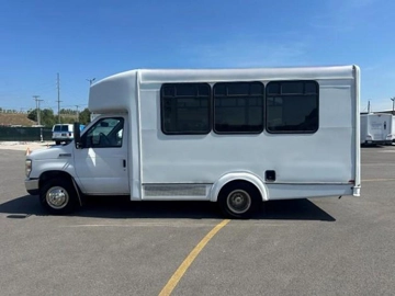 Picture of 2017 Ford E-450 Forest River Shuttle Bus