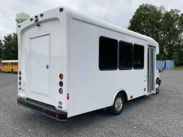 2024 Chevrolet HLE 14P Shuttle