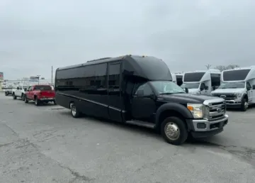 2016 Ford F-550 Shuttle Bus