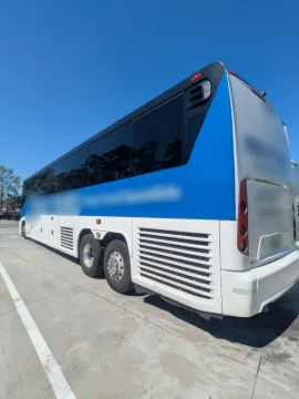 Picture of 2016 MCI J4500 Coach Bus
