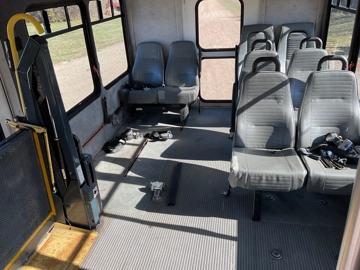 Picture of 2011 Ford E-350 Starcraft ADA Shuttle Bus