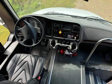 Picture of 2024 Freightliner Coach Bus
