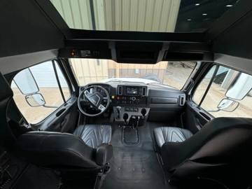 Picture of 2025 Freightliner 51 Passenger Coach Bus