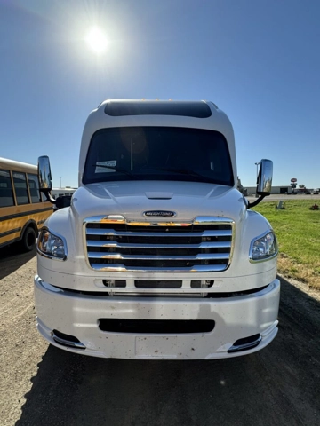 Picture of 2025 Freightliner Supercoach XL Coach Bus