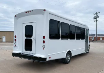 Picture of 2021 Ford E-350 Shuttle Bus