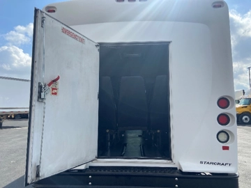 Picture of 2018 Ford E-450 Shuttle Bus