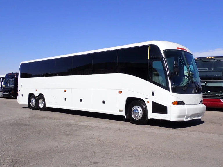 Picture of 2005 MCI J4500 Coach Bus