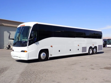 Picture of 2005 MCI J4500 Coach Bus