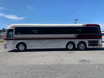 1996 Eagle ES-961 Coach Bus
