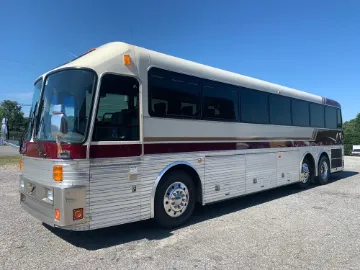 1996 Eagle ES-961 Coach Bus
