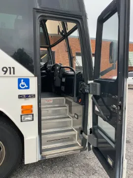 1999 Prevost H3-45 ADA Coach Bus
