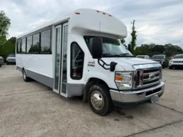 Picture of 2016 Ford E450 Cutaway Shuttle Bus