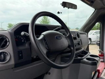 Picture of 2016 Ford E450 Cutaway Shuttle Bus