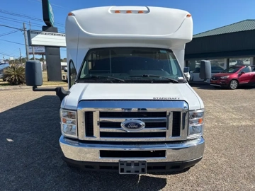 Picture of 2017 Ford E450 StarCraft Shuttle Bus