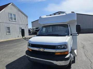 2017 Chevrolet Express 4500 ADA Shuttle Bus