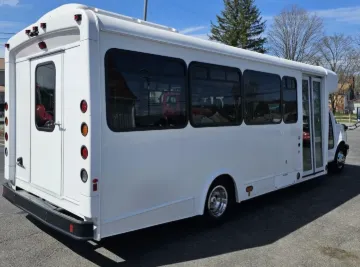2017 Chevrolet Express 4500 ADA Shuttle Bus