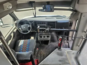 2008 Chevrolet G3500 Shuttle Bus